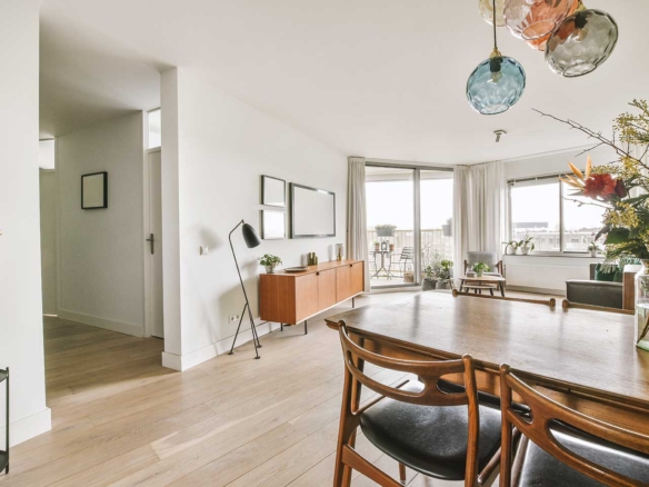 One-bedroom with parking